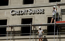 Thua lỗ nặng, cổ phiếu Credit Suisse thấp nhất kể từ 1992