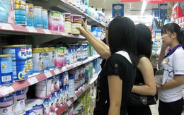877 sản phẩm sữa trẻ em đã công bố giá trần