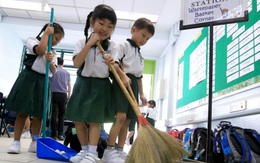Trong khi mẹ Việt xót xa khi con phải tự dọn dẹp, trường học Nhật chẳng hề có bóng một lao công