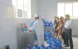 Hà Nội: Điểm mặt 10 cơ sở sản xuất nước uống đóng chai không đạt chuẩn