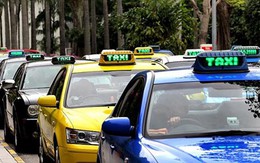 Thứ trưởng Bộ Tài chính trải lòng việc đi làm bằng taxi