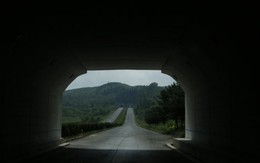 Triều Tiên - đất nước lạ kỳ: “Vương quốc” hầm và cầu