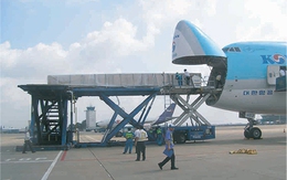 Vietnam Airlines có cổ đông chiến lược, Saigon Ground Services (SGN) lập tức mất một khách hàng lớn