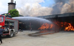 Cháy lớn tại nhà máy xử lý rác thải ở Hoằng Hóa
