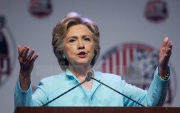 Bà Hillary Clinton cứng rắn với Trung Quốc, phản đối TPP