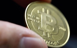 Giá tiền ảo Bitcoin đã ''chạm đỉnh mọi thời đại''