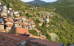 Ngôi làng kỳ lạ ở Ý: Mời bất kỳ ai đến sống, tặng thêm 2.100 USD