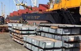 Bắt giữ hơn 6.300 tấn thép cuộn trốn thuế nhập qua cảng Bến Nghé