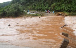 [Video]: Quảng Ninh mưa lớn, nhiều nơi ngập lụt, sạt lở nghiêm trọng
