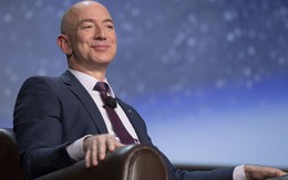 Tài sản của tỷ phú giàu nhất thế giới Jeff Bezos vừa vượt mốc 100 tỷ USD