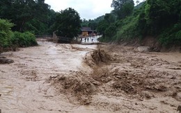 Hậu bão số 4, hàng loạt tỉnh nguy cơ lũ quét