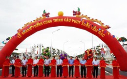 Cận cảnh cầu vượt sông 78 tỷ đồng xây xong trong 50 ngày, lập kỷ lục Việt Nam