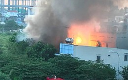 TP HCM: Cháy lớn cở sở sang chiết ga, người dân hoảng loạn tháo chạy