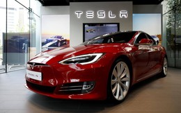 Tesla bỏ hơn 10 tỷ USD chưa thu về nổi 10 cent, vì sao thế giới vẫn lên cơn sốt xe điện?