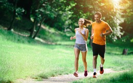 Khi bạn tập thể dục, chạy hay đi bộ thì tốt hơn theo khoa học?