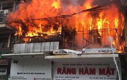 Cháy lớn ở phố cổ Hà Nội