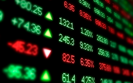 Thị trường “xanh vỏ đỏ lòng”, khối ngoại đẩy mạnh mua ròng hơn 300 tỷ đồng