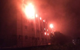 Cần Thơ: Đám cháy lại bùng phát, tòa nhà 5 tầng chực sụp đổ