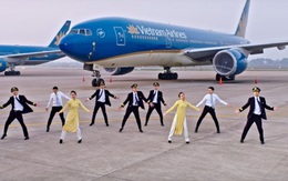 Nhân viên Vietnam Airlines nhảy 'Bống bống bang bang': Sắp bị Vietjet qua mặt, "lão làng" đang quay sang học tập chính người "đàn em"?