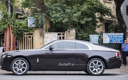 Hà Nội: Bắt gặp Rolls-Royce Wraith xuống phố