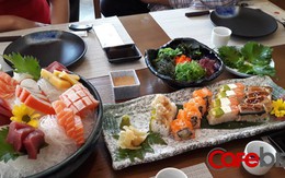 Một nhà hàng Nhật Bản tại Hà Nội phục vụ tía tô xanh 700 đồng/lá, Sashimi gần 5 triệu đồng/set