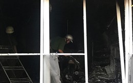 Clip: Hiện trường vụ cháy căn nhà 4 tầng ở TP.HCM