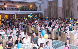 Gần 1.000 khách hàng tham dự gala kỷ niệm 8 năm thành lập Phú Gia Thịnh