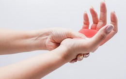 Tê yếu tay chân - Dấu hiệu đột quỵ không thể xem thường lúc giao mùa