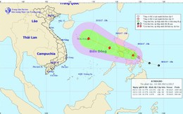 Áp thấp nhiệt đới giật cấp 8 tiến thẳng Biển Đông