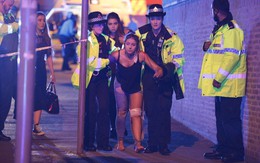 Hình ảnh hiện trường vụ khủng bố kinh hoàng tại buổi hòa nhạc Anh