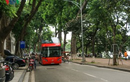 Những lo lắng khi đi xe buýt 2 tầng ở Hà Nội