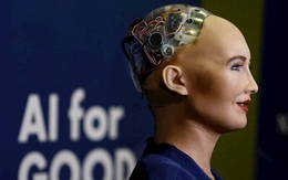 Gặp Sophia, công dân robot đầu tiên của thế giới, kẻ nói sẽ “hủy diệt loài người”