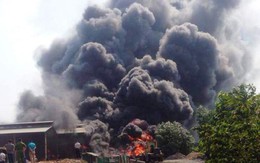 Cháy kinh hoàng tại xưởng tái chế lốp xe cũ sau tiếng nổ