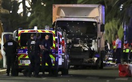 Đối tượng ở Pháp lao xe tải vào đám đông, ít nhất 3 người bị thương