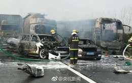 Trung Quốc: 30 xe tông nhau liên hoàn, 18 người chết