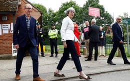 Bầu cử Anh: Cú sốc cho bà Theresa May?