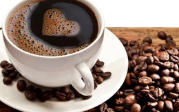 Cà phê đen và cà phê sữa, uống loại nào tốt hơn?