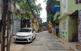 Hà Nội: Lối đi chung thành bãi gửi xe, đường biến dạng