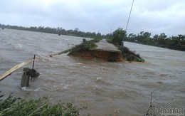 'Siêu bão' tàn phá miền Trung tan hoang, 6 người chết