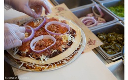Cựu lãnh đạo Starbucks đang sở hữu chuỗi pizza tăng trưởng hơn 200%/năm, khiến cả Pizza Hut và Domino’s phải lo sợ