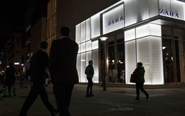 Làm ăn tốt, khiến đối thủ H&M lao đao nhưng ông chủ Zara lại vừa tuyên bố rao bán 16 cửa hàng tại chính quê hương Tây Ban Nha