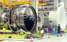 Khám phá nhà máy Rolls-Royce chế tạo món hàng đắt giá gấp nhiều lần siêu xe