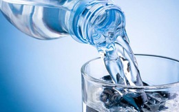 Chỉ cần uống một cốc nước đúng thời điểm có thể cứu được cả tính mạng của bạn