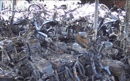 Hơn 100 xe máy trong kho giữ xe vi phạm bị cháy rụi