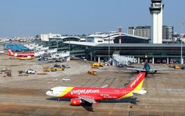 Đề xuất áp giá sàn vé máy bay nội địa: Thiệt khách hàng, “hành chính hoá” thị trường