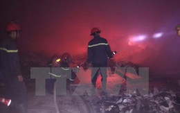 Thanh Hóa: Cháy lớn thiêu rụi kho hàng công ty thương mại Khắc Ánh