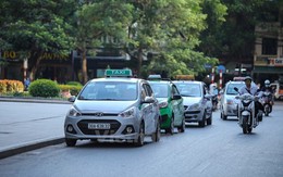 Chờ Nghị định sửa đổi: Hàng nghìn xe taxi có nguy cơ 'đắp chiếu'
