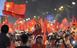Báo Nhật viết gì về cách người dân Việt Nam ăn mừng chiến thắng của đội tuyển U23 và điều tích cực đối với kinh tế?