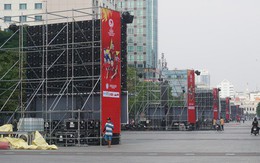 11 màn hình “khủng” tại phố đi bộ Nguyễn Huệ trực tiếp chung kết U23 Việt Nam được lắp như thế nào?