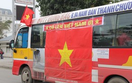 Muôn kiểu trang điểm xe hơi và người trước trận đấu "lịch sử" của U23 Việt Nam